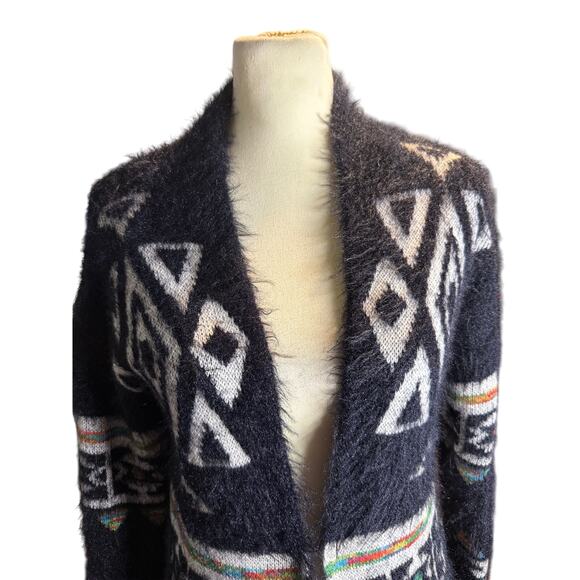 Sequin Hearts Fuzzy Aztec Longline Cardigan, Geometric Rainbow, Size Medium - Picture 5 of 9